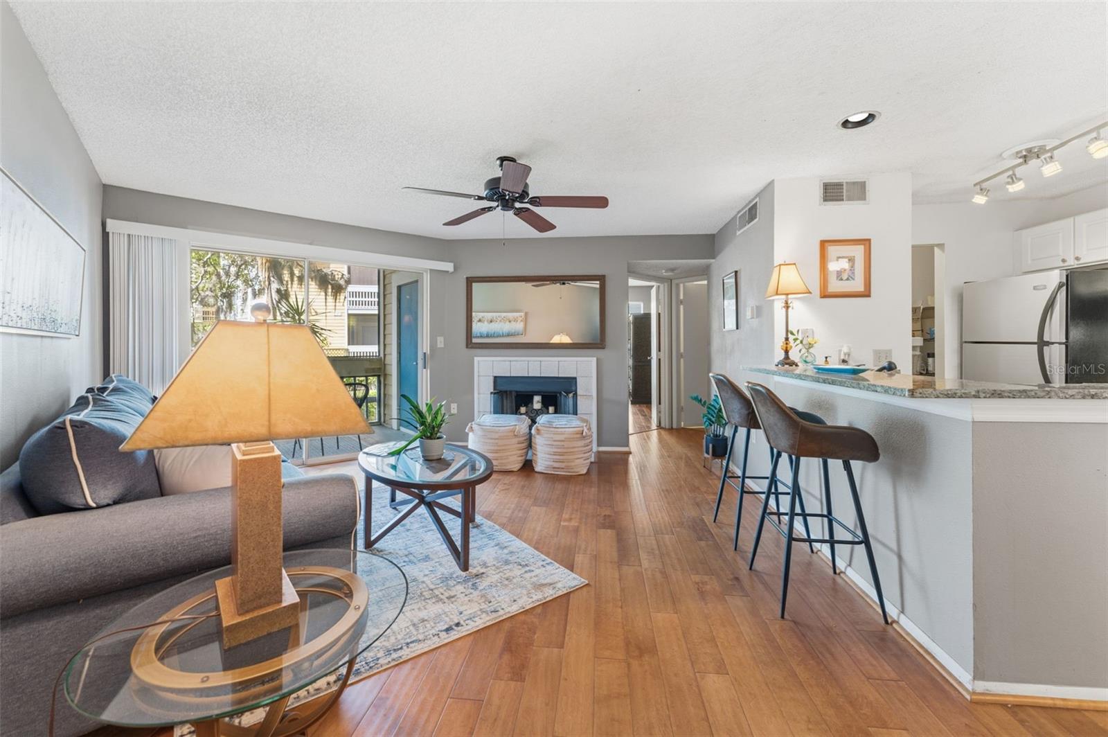 Image 2 of 21 For 115 112th Avenue Ne 715