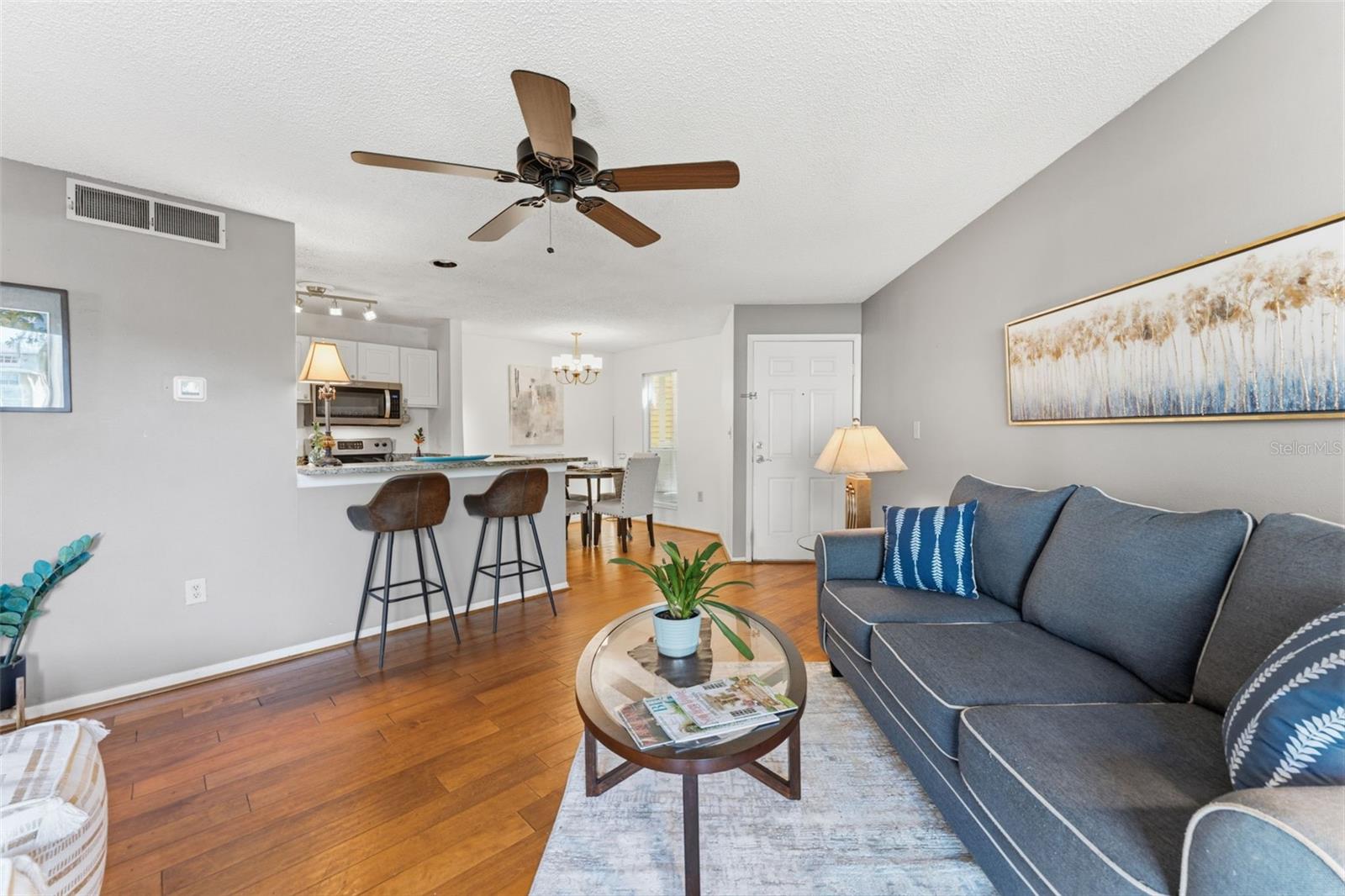 Image 5 of 21 For 115 112th Avenue Ne 715