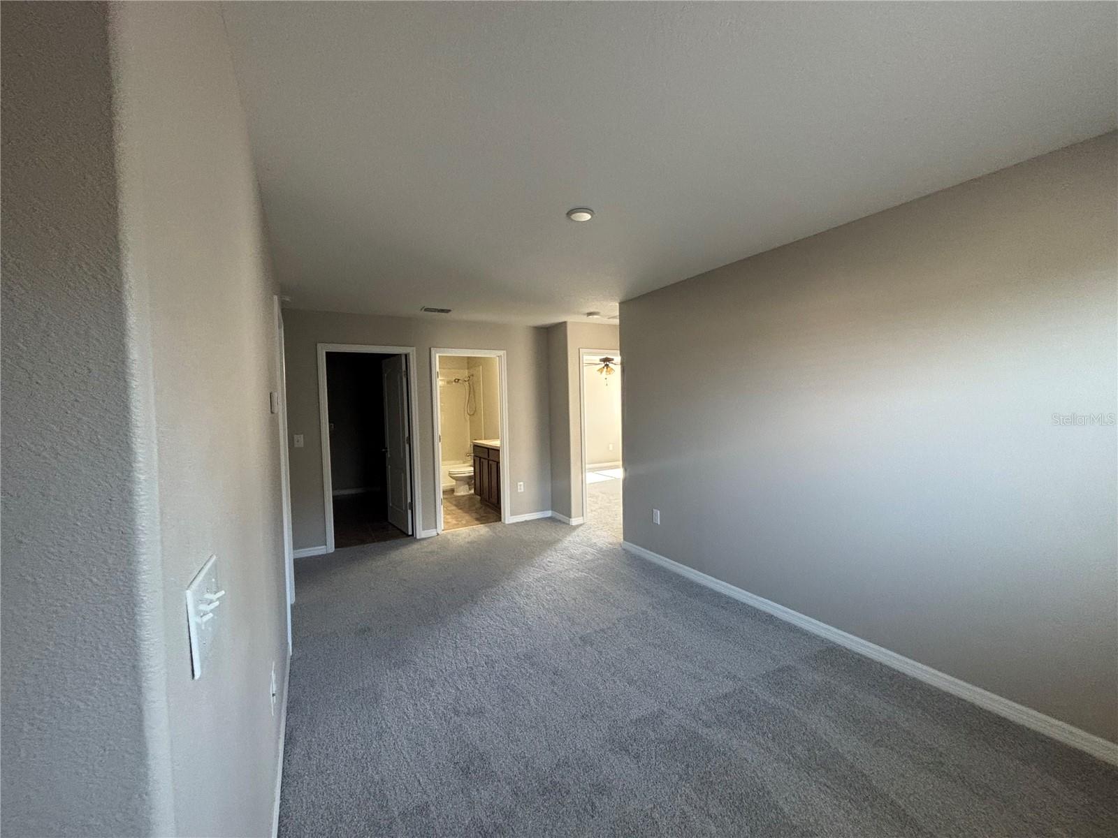 Image 15 of 30 For 20014 Date Palm Way