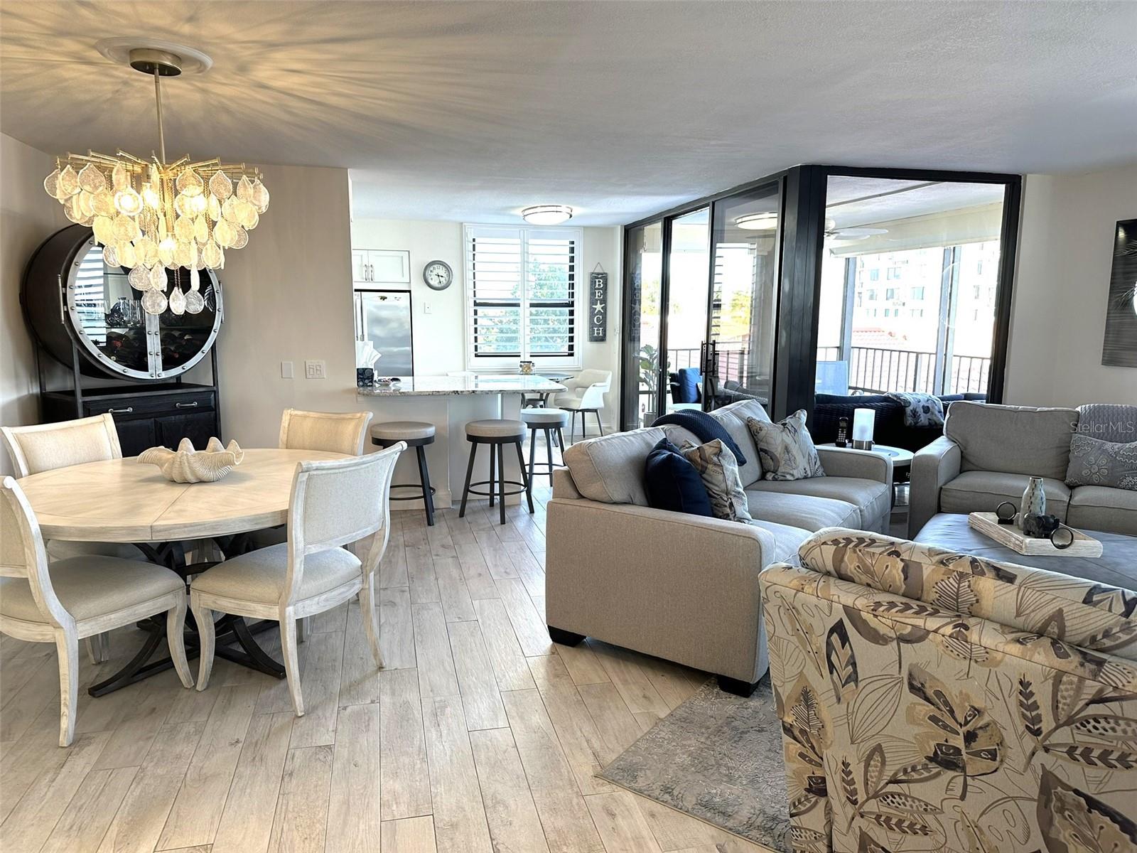 Image 6 of 26 For 6291 Bahia Del Mar Circle 303