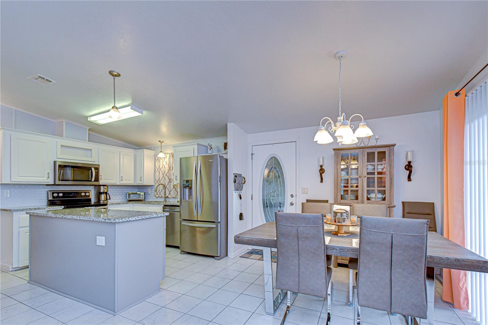 Image 11 of 64 For 37232 Neukom Avenue