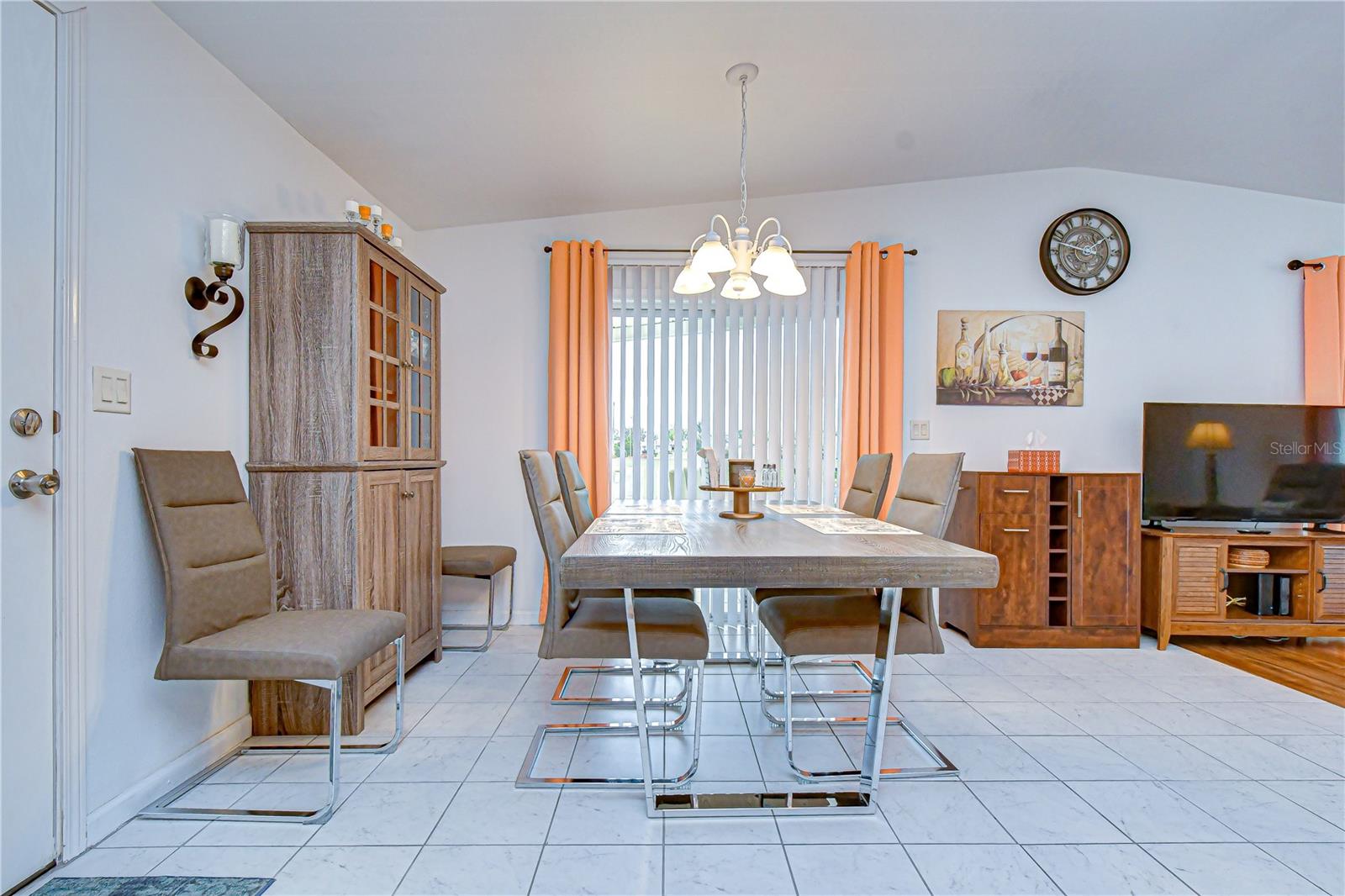 Image 18 of 64 For 37232 Neukom Avenue