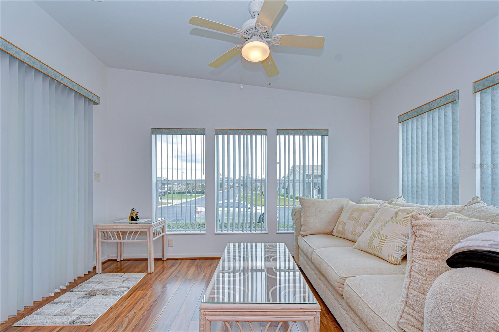 Image 22 of 64 For 37232 Neukom Avenue