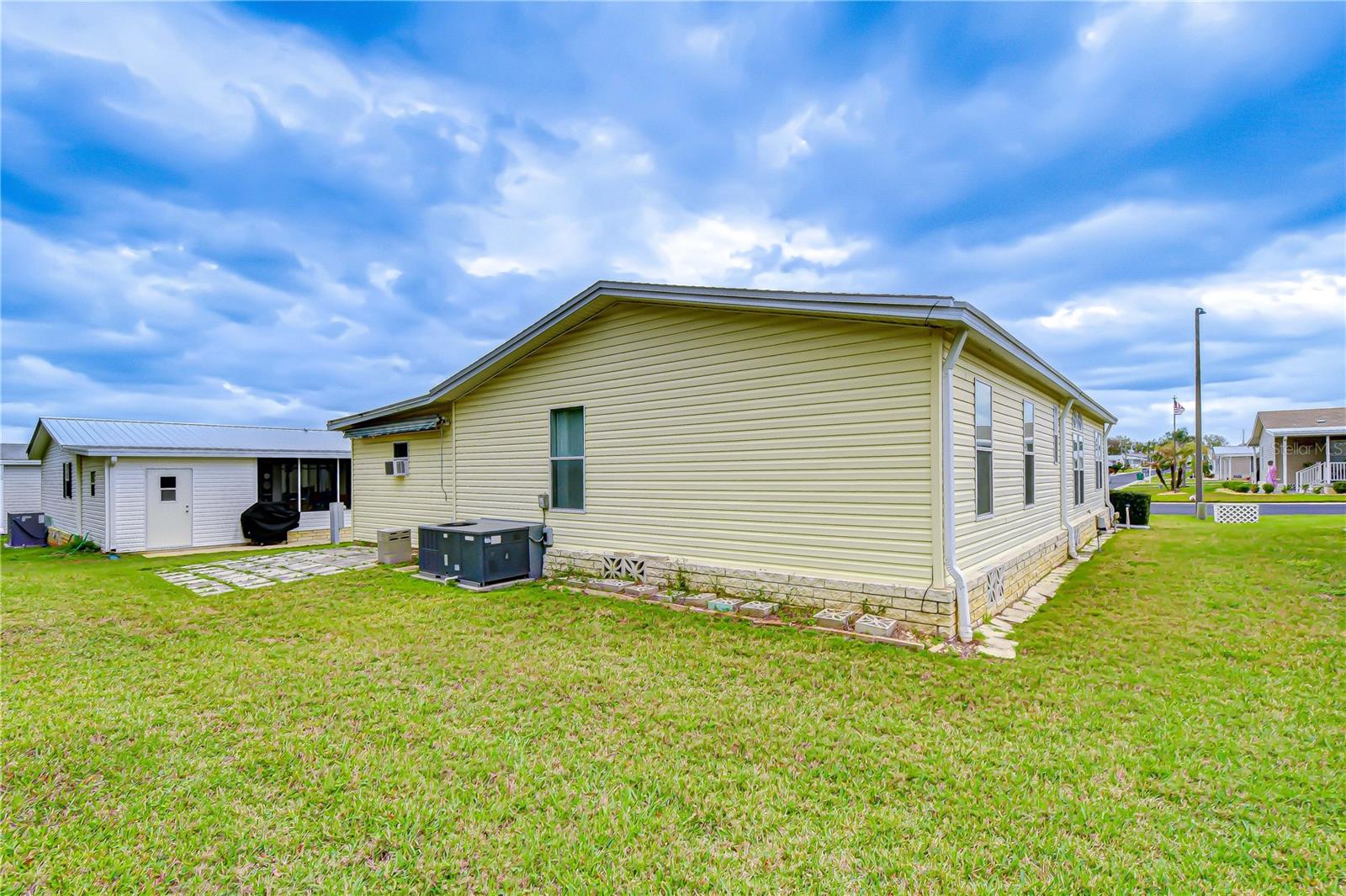 Image 41 of 64 For 37232 Neukom Avenue