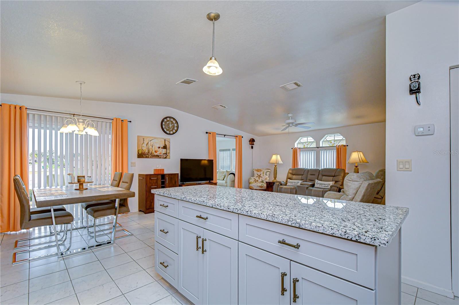 Image 7 of 64 For 37232 Neukom Avenue