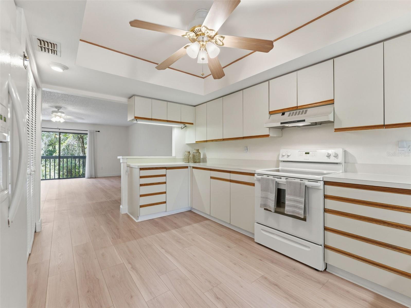 Image 11 of 32 For 2055 Arbor Drive