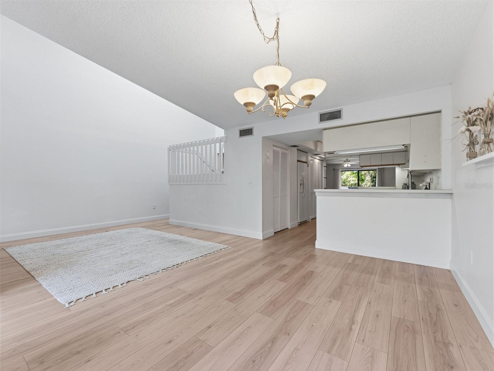 Image 14 of 32 For 2055 Arbor Drive