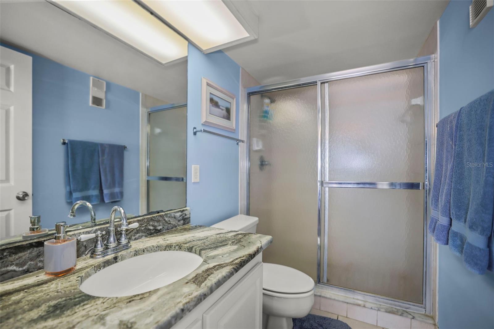 Image 24 of 59 For 20040 Gulf Boulevard 302