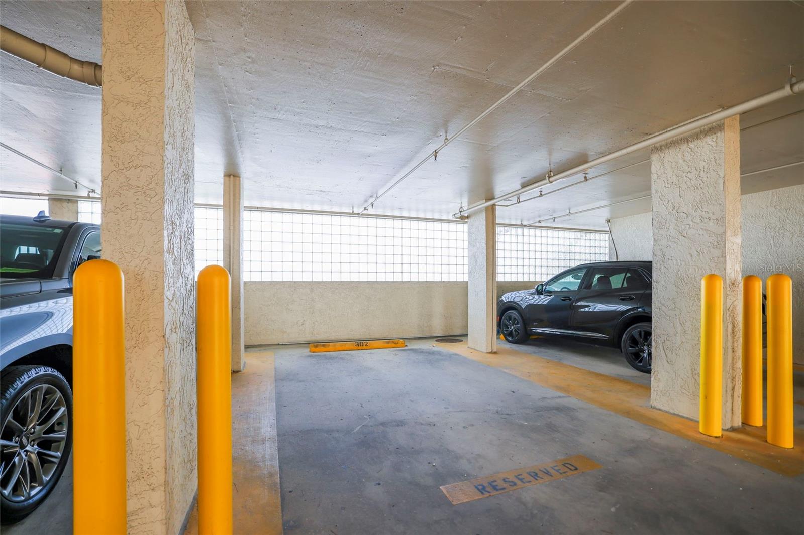 Image 35 of 59 For 20040 Gulf Boulevard 302