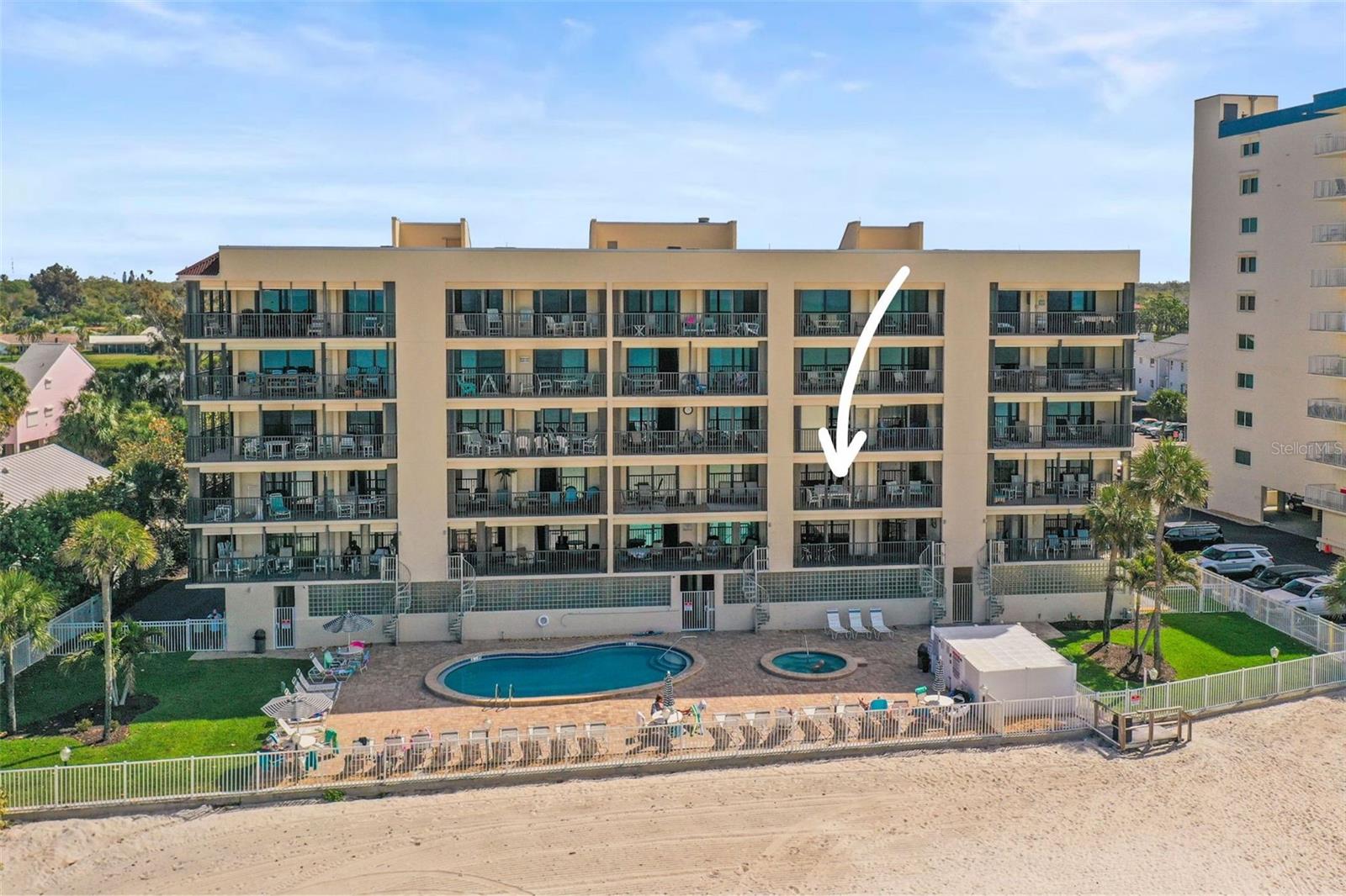 Image 39 of 59 For 20040 Gulf Boulevard 302