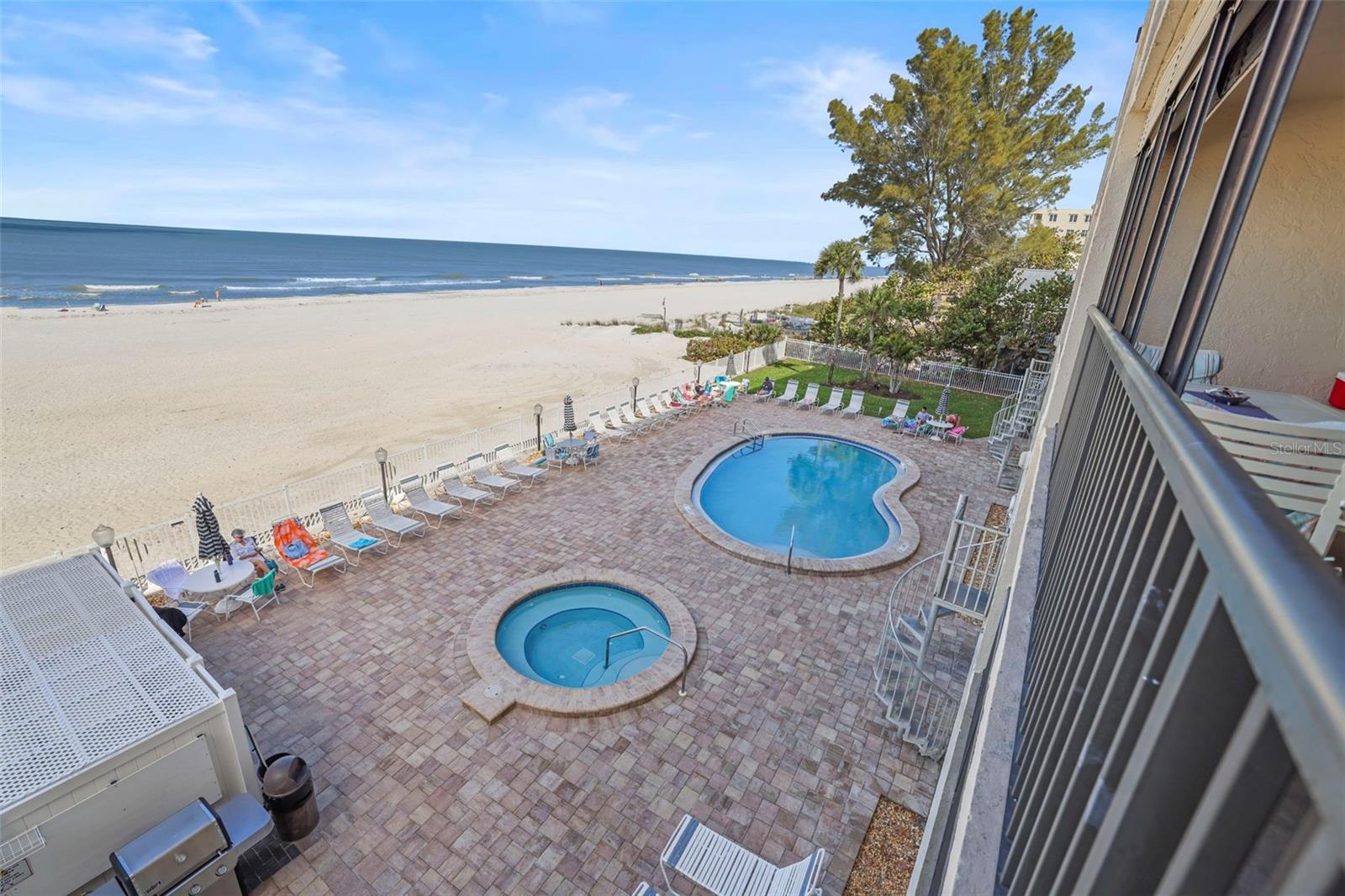 Image 5 of 59 For 20040 Gulf Boulevard 302