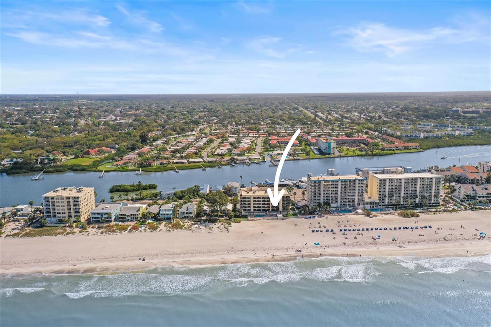 Image 54 of 59 For 20040 Gulf Boulevard 302