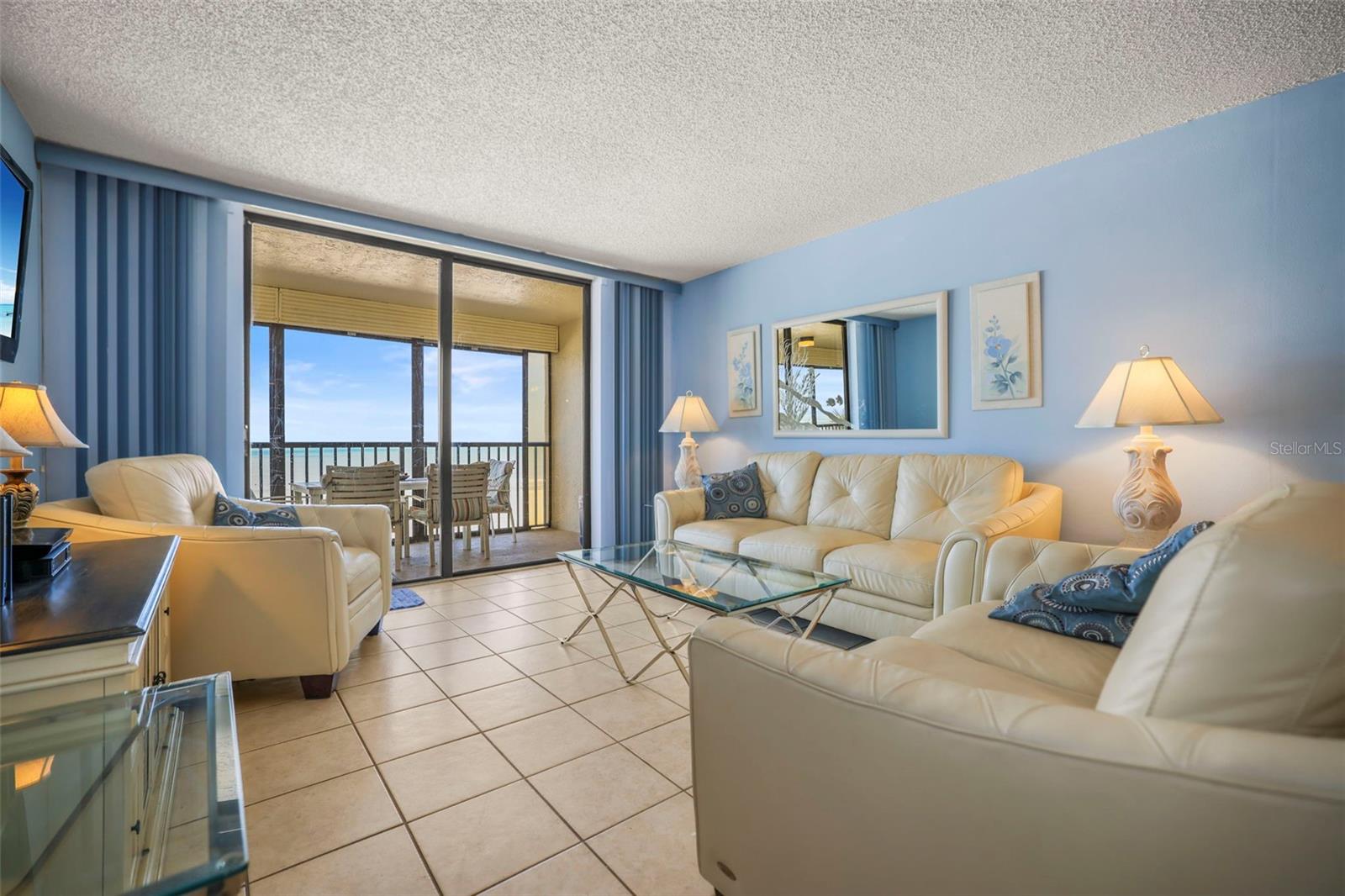 Image 8 of 59 For 20040 Gulf Boulevard 302