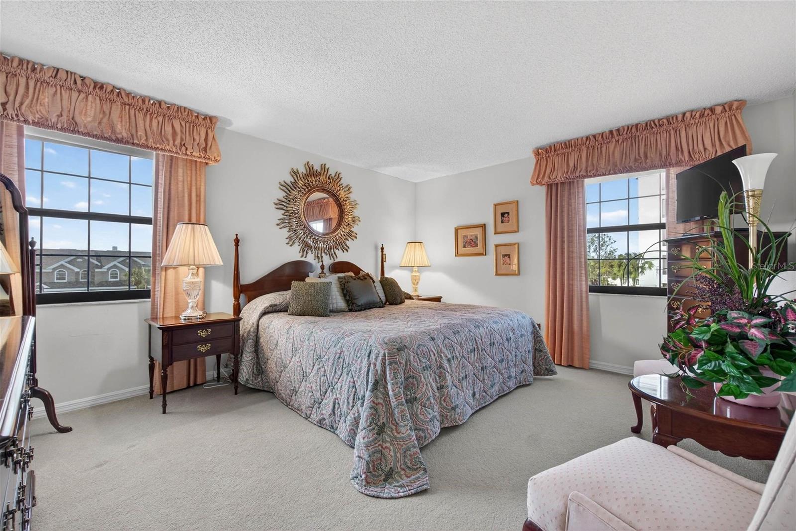 Listing photo id 8 for 14820 Rue De Bayonne  302