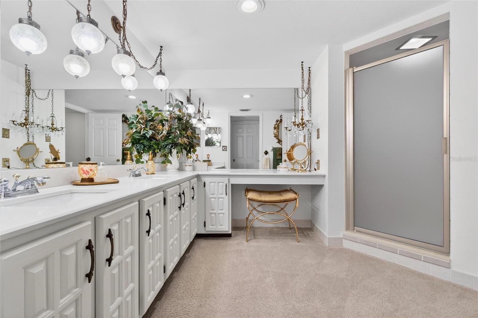 Listing photo id 18 for 14820 Rue De Bayonne  302