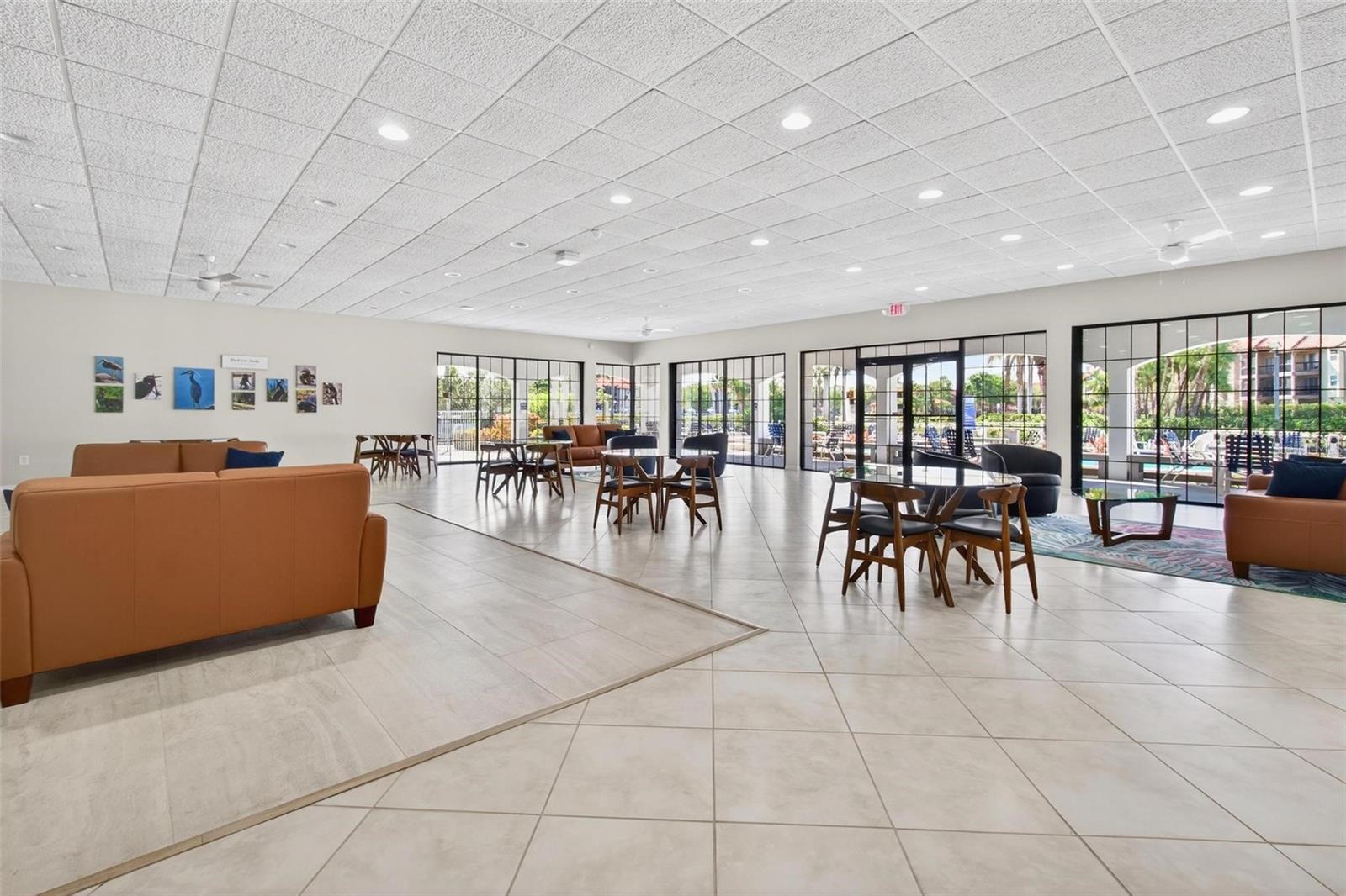 Listing photo id 22 for 14820 Rue De Bayonne  302