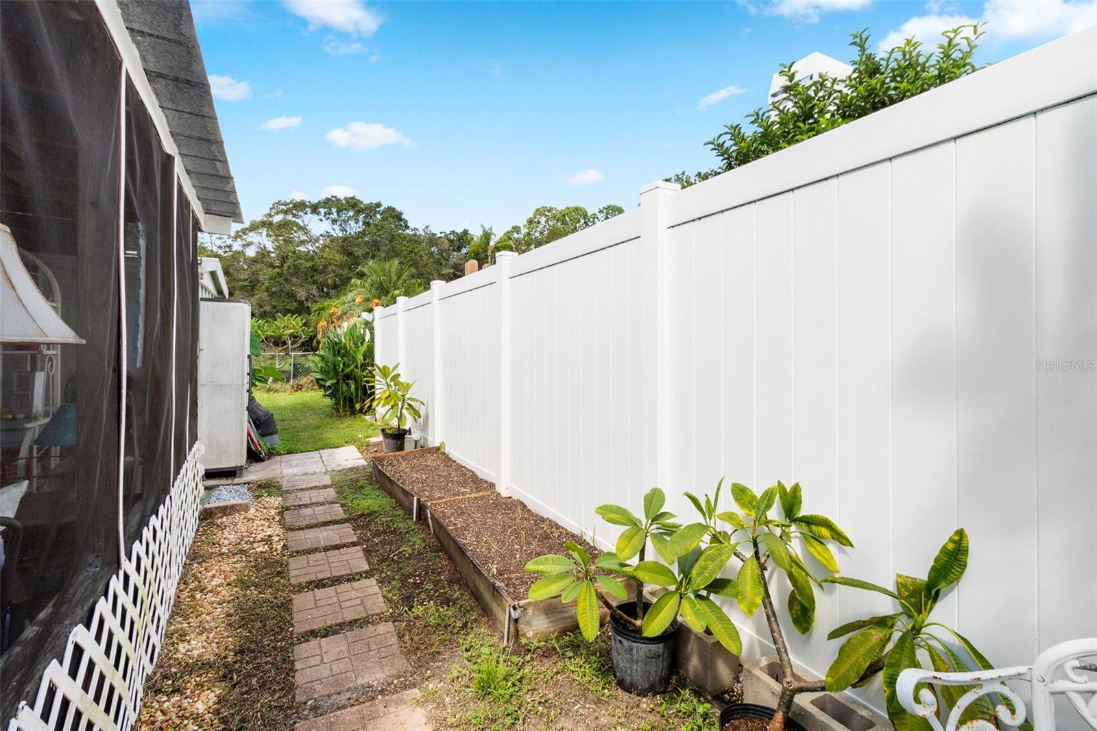 Image 14 of 26 For 6030 62nd Street N