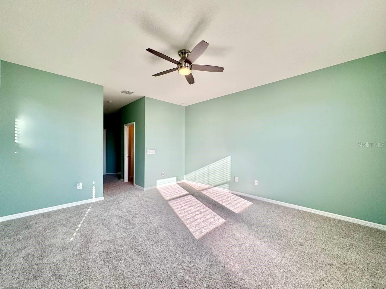 Image 13 of 38 For 14138 Poke Ridge Drive