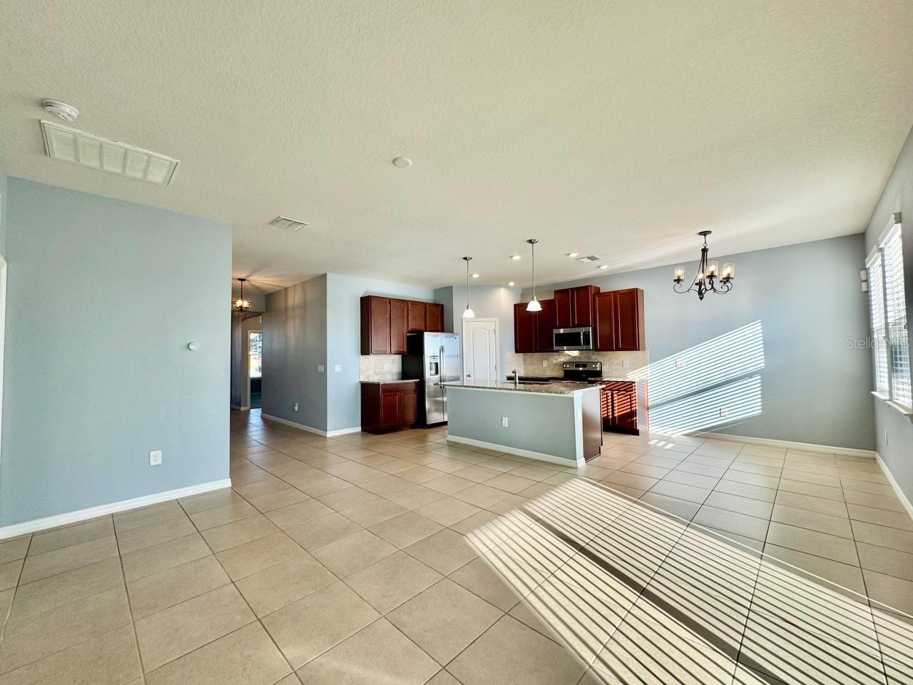 Image 21 of 38 For 14138 Poke Ridge Drive