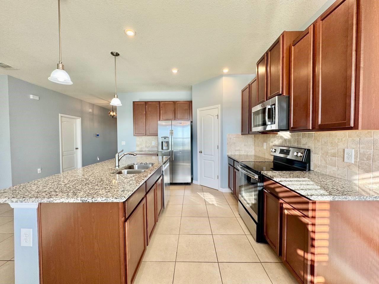 Image 26 of 38 For 14138 Poke Ridge Drive