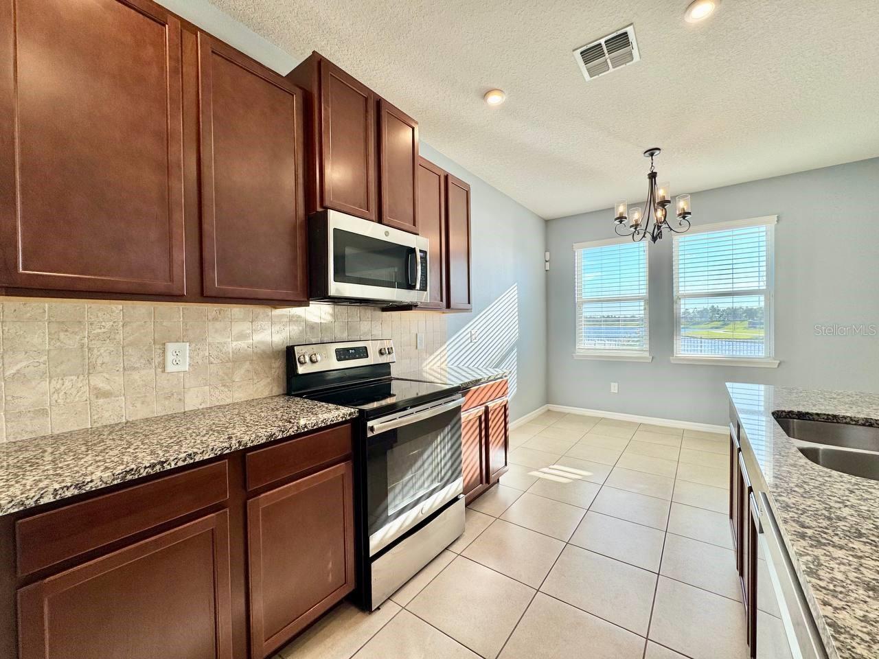 Image 27 of 38 For 14138 Poke Ridge Drive