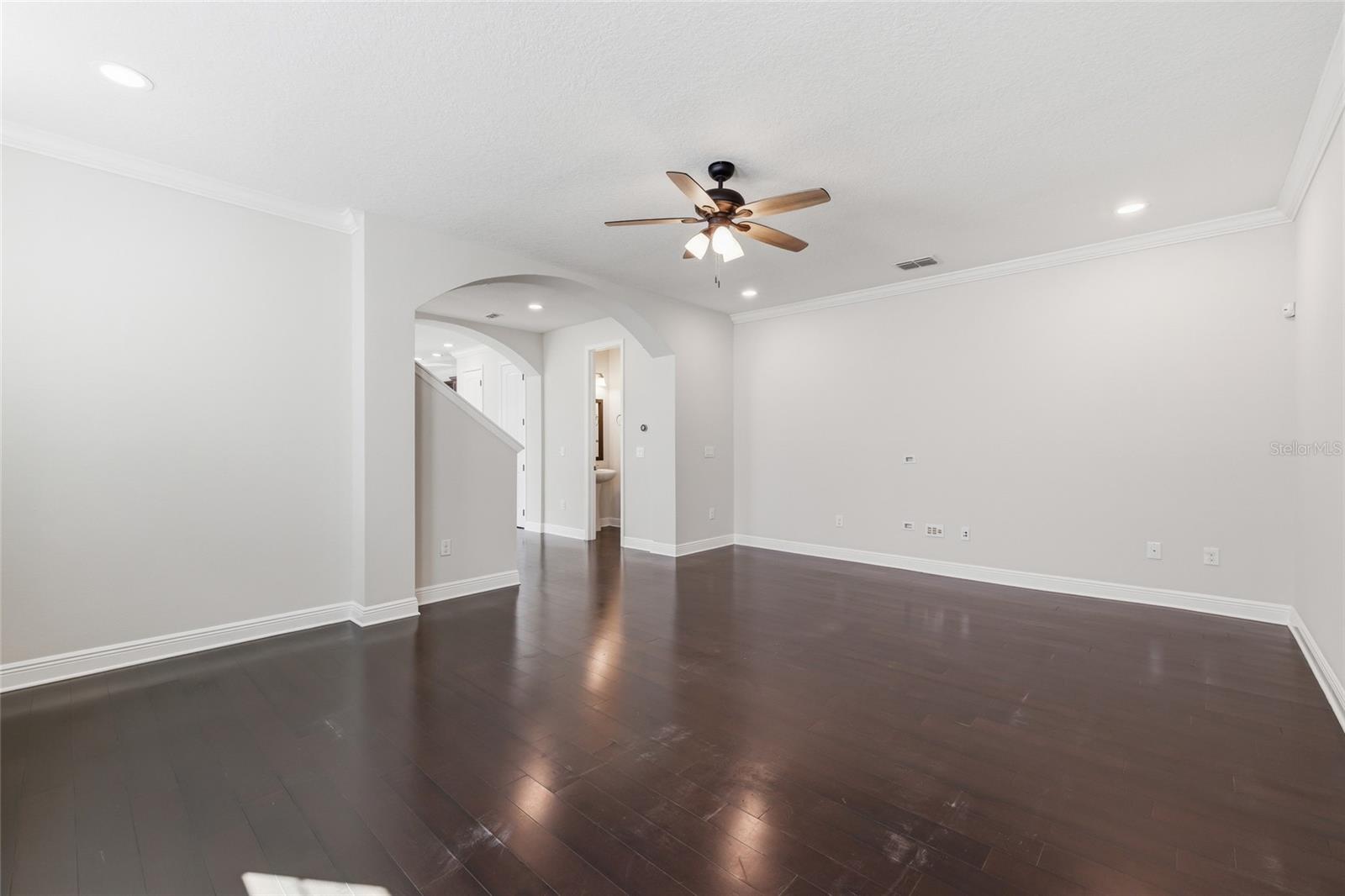 Image 10 of 32 For 309 Fremont Avenue 3