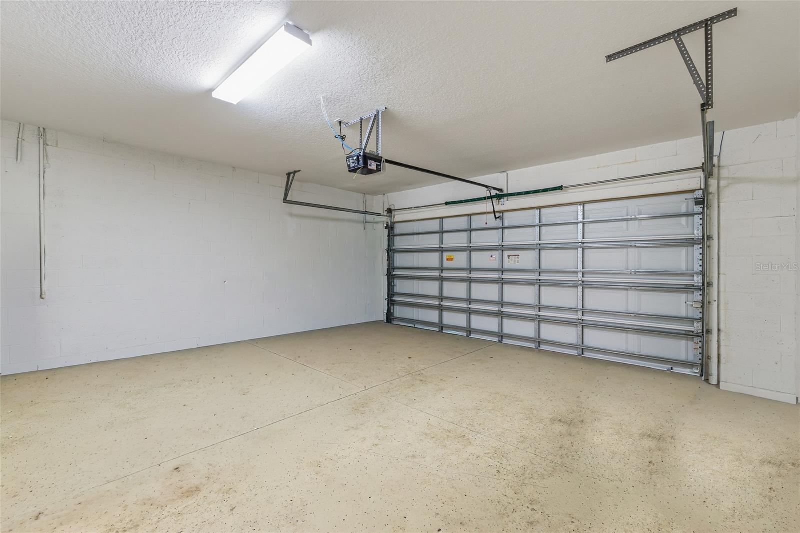 Image 25 of 32 For 309 Fremont Avenue 3