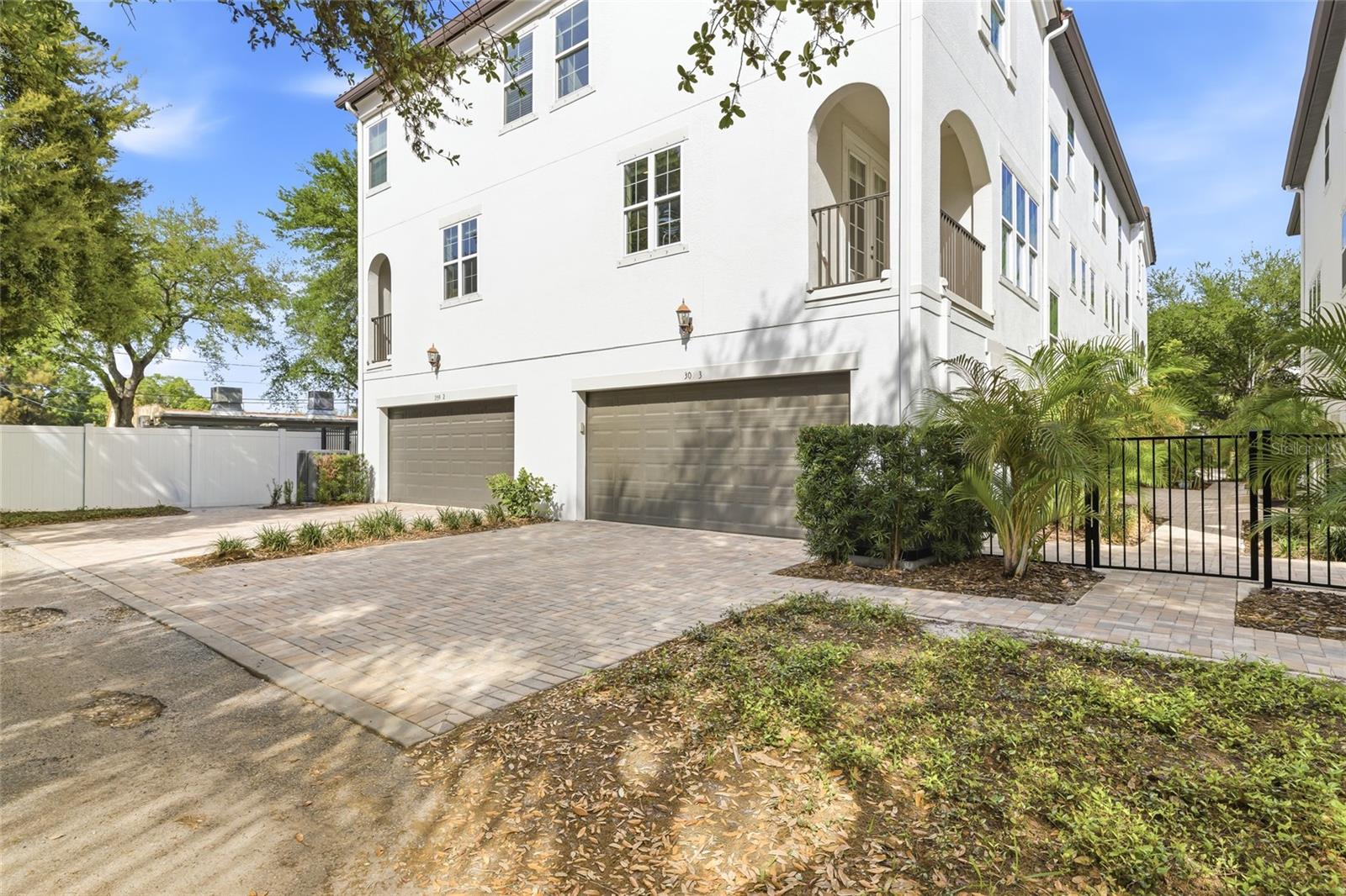 Image 32 of 32 For 309 Fremont Avenue 3