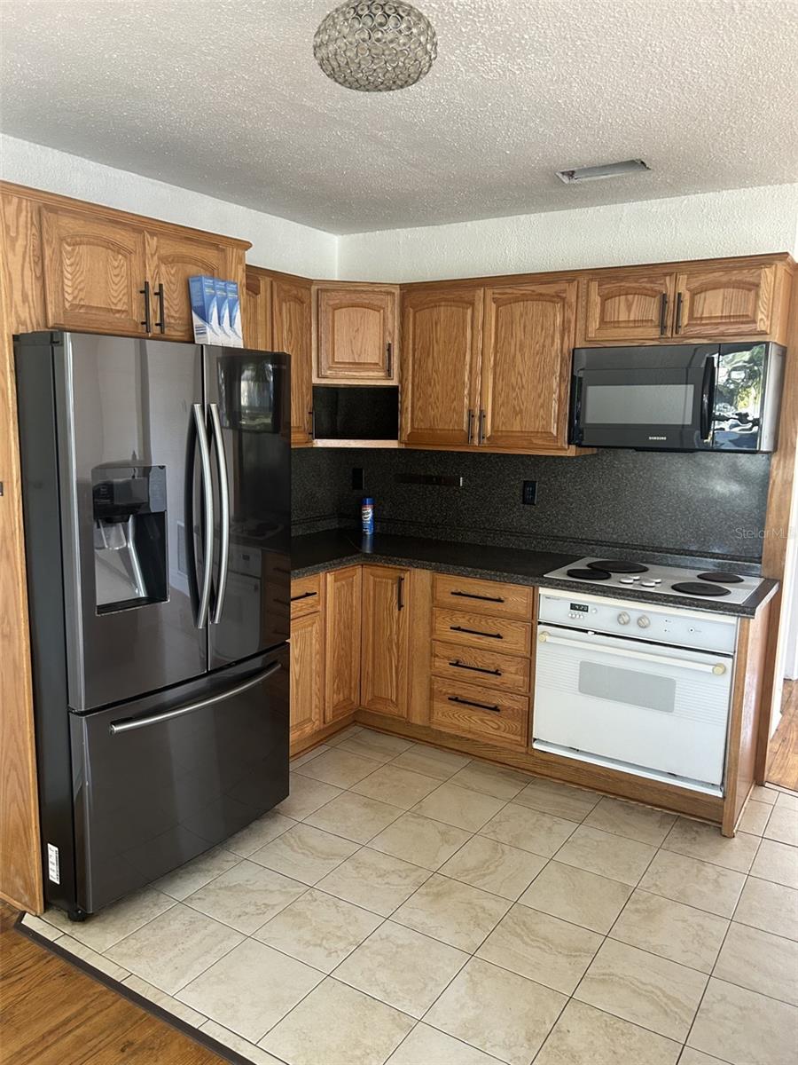 Image 6 of 17 For 5038 37th Avenue N