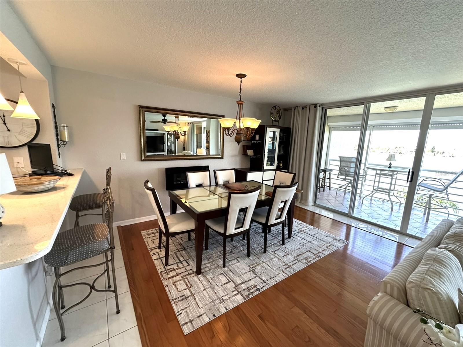 Image 11 of 24 For 6093 Bahia Del Mar Circle 577