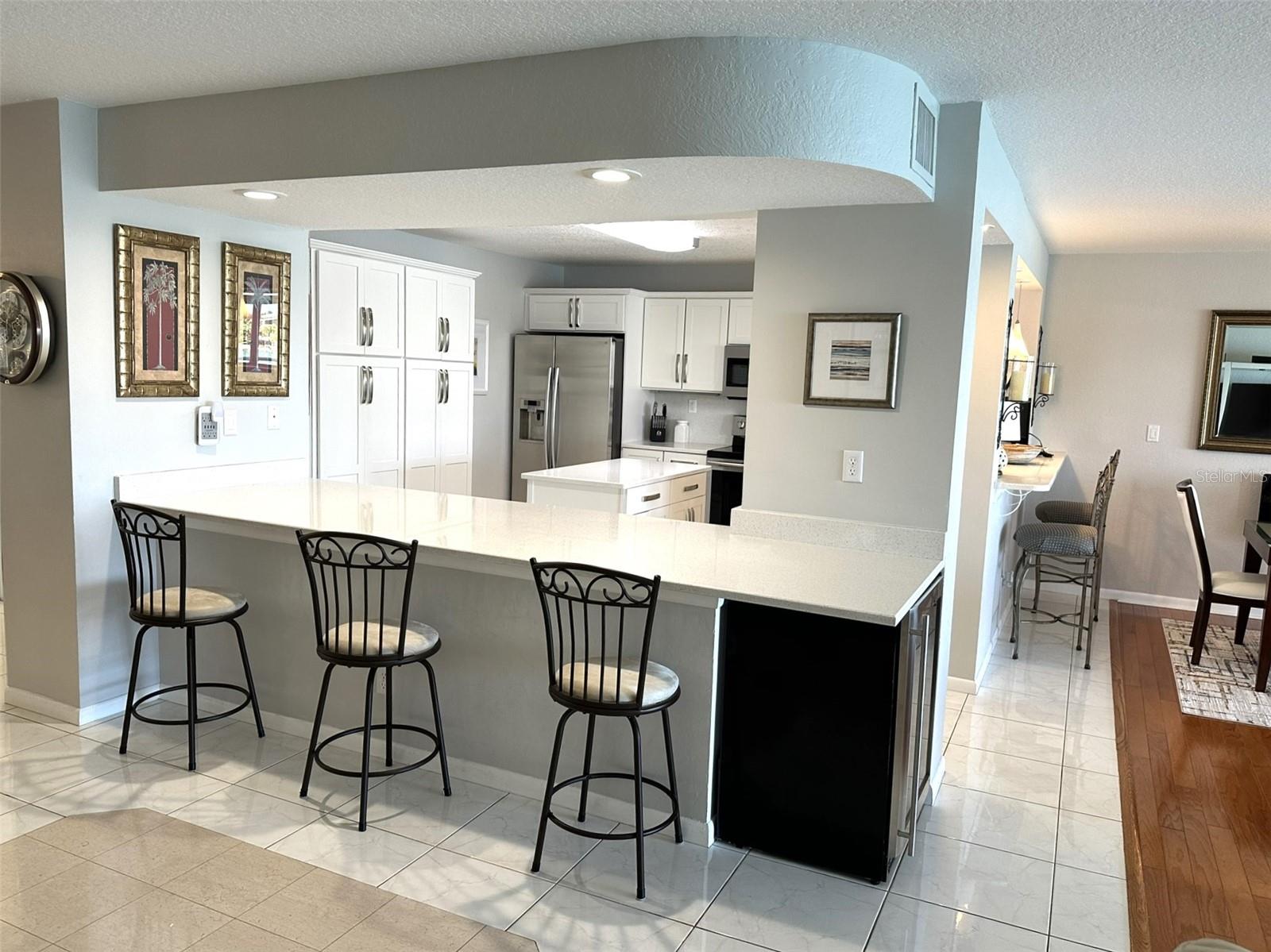 Image 4 of 24 For 6093 Bahia Del Mar Circle 577