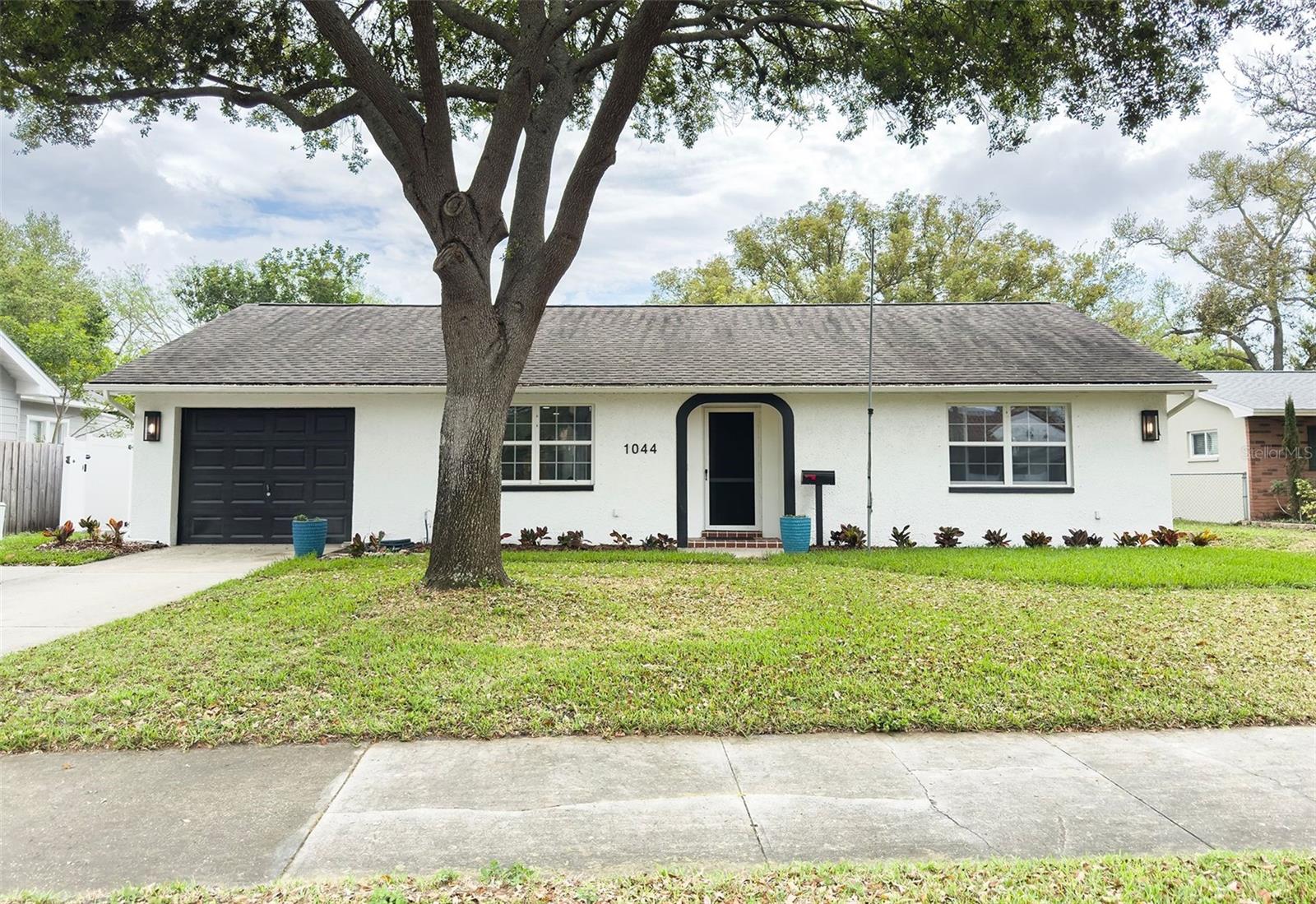 Image 2 of 34 For 1044 51st Avenue N