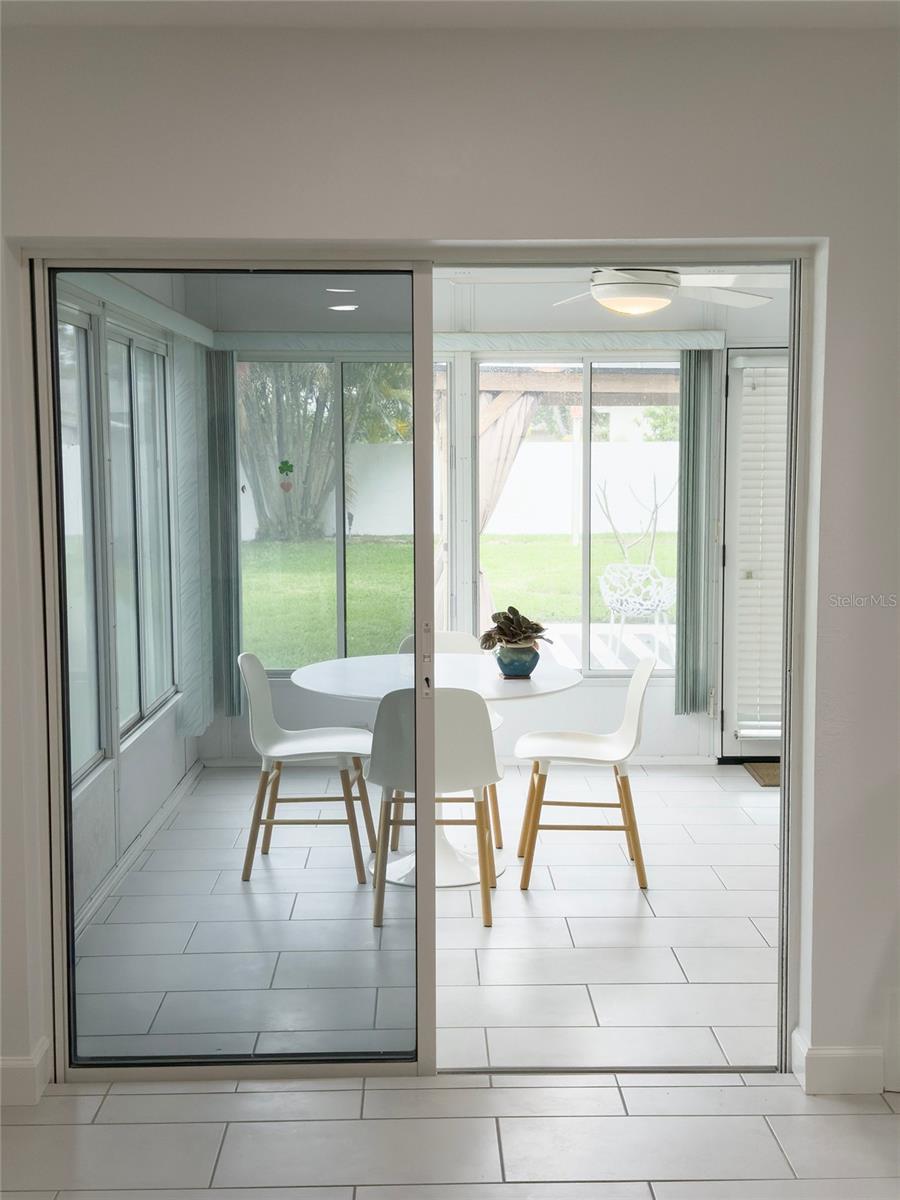 Image 28 of 34 For 1044 51st Avenue N