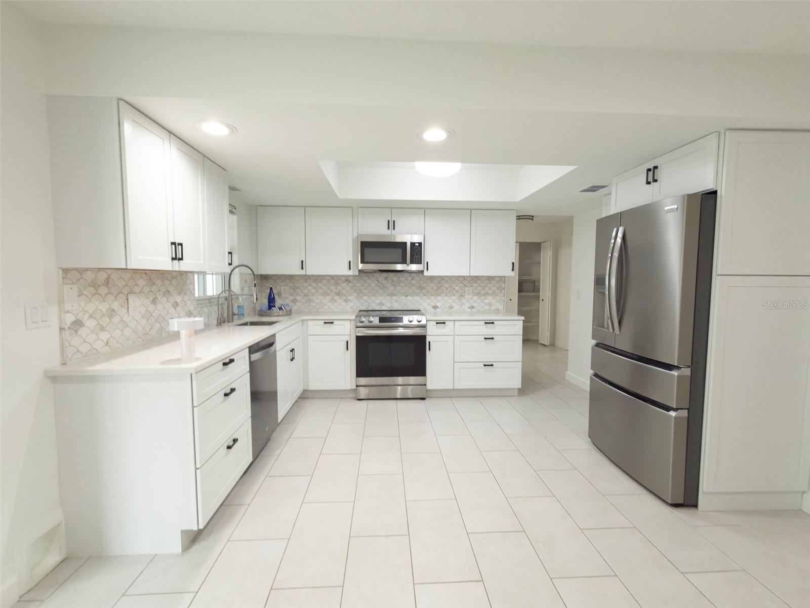 Image 8 of 34 For 1044 51st Avenue N