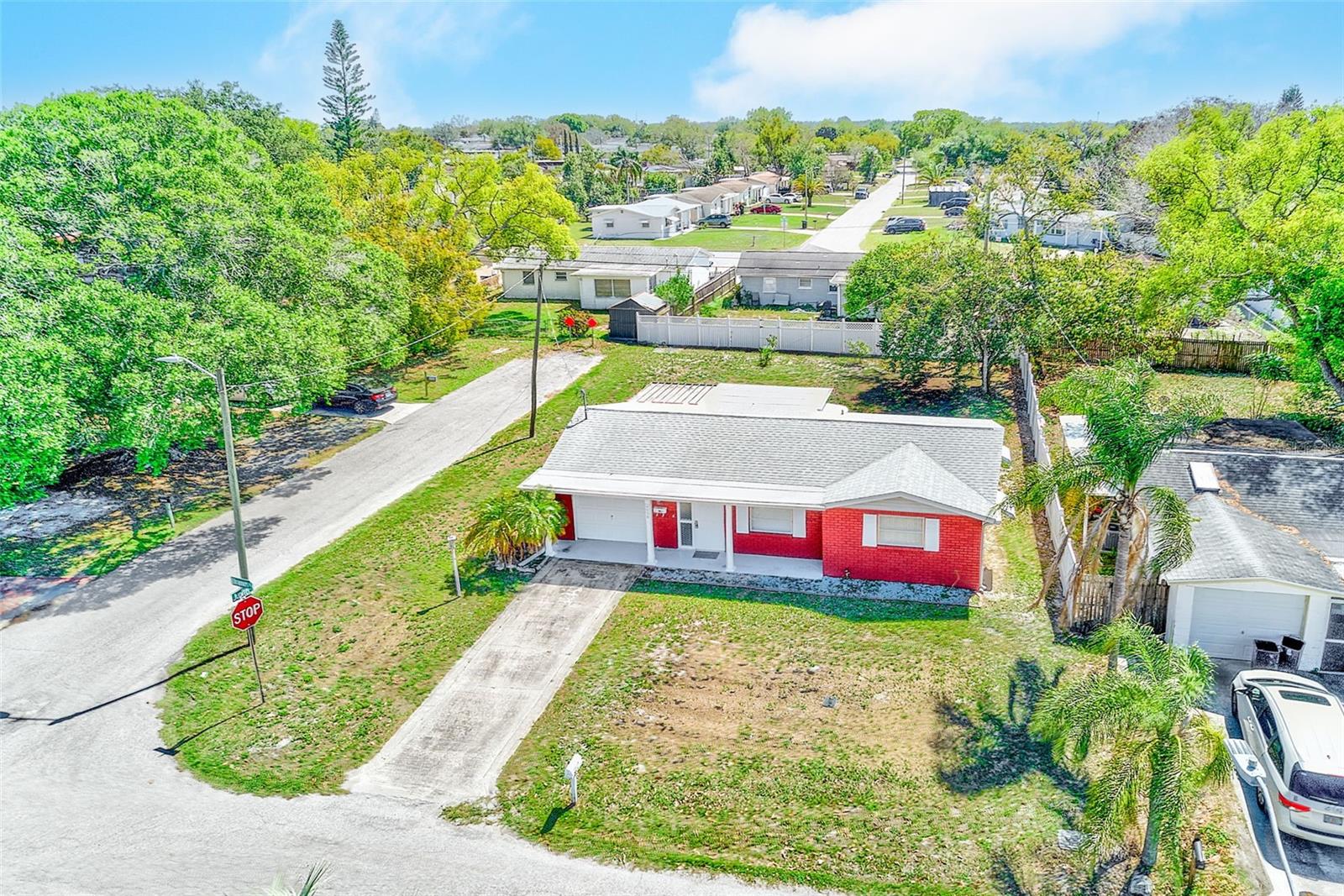 Image 16 of 19 For 4936 Uranus Avenue