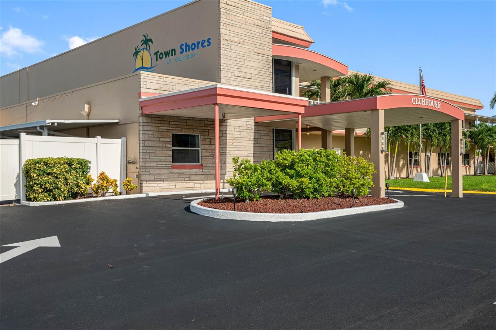 Image 47 of 72 For 5960 30th Avenue S 312