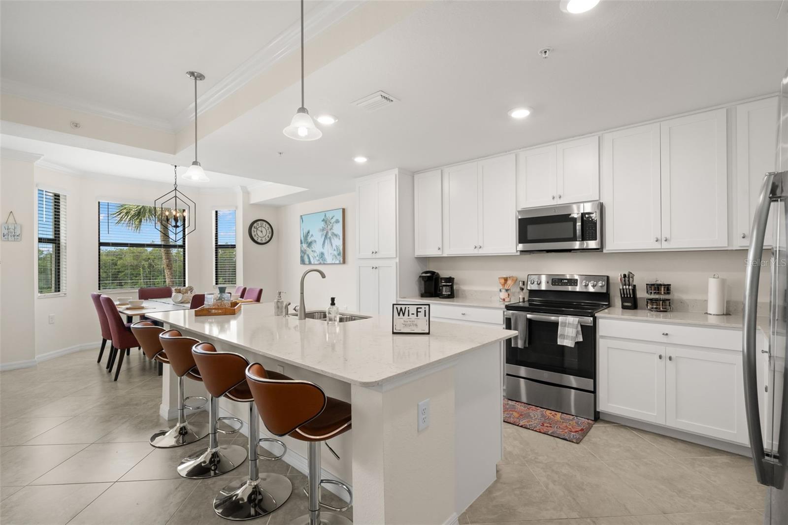 Image 7 of 25 For 17520 Gawthrop Drive 303
