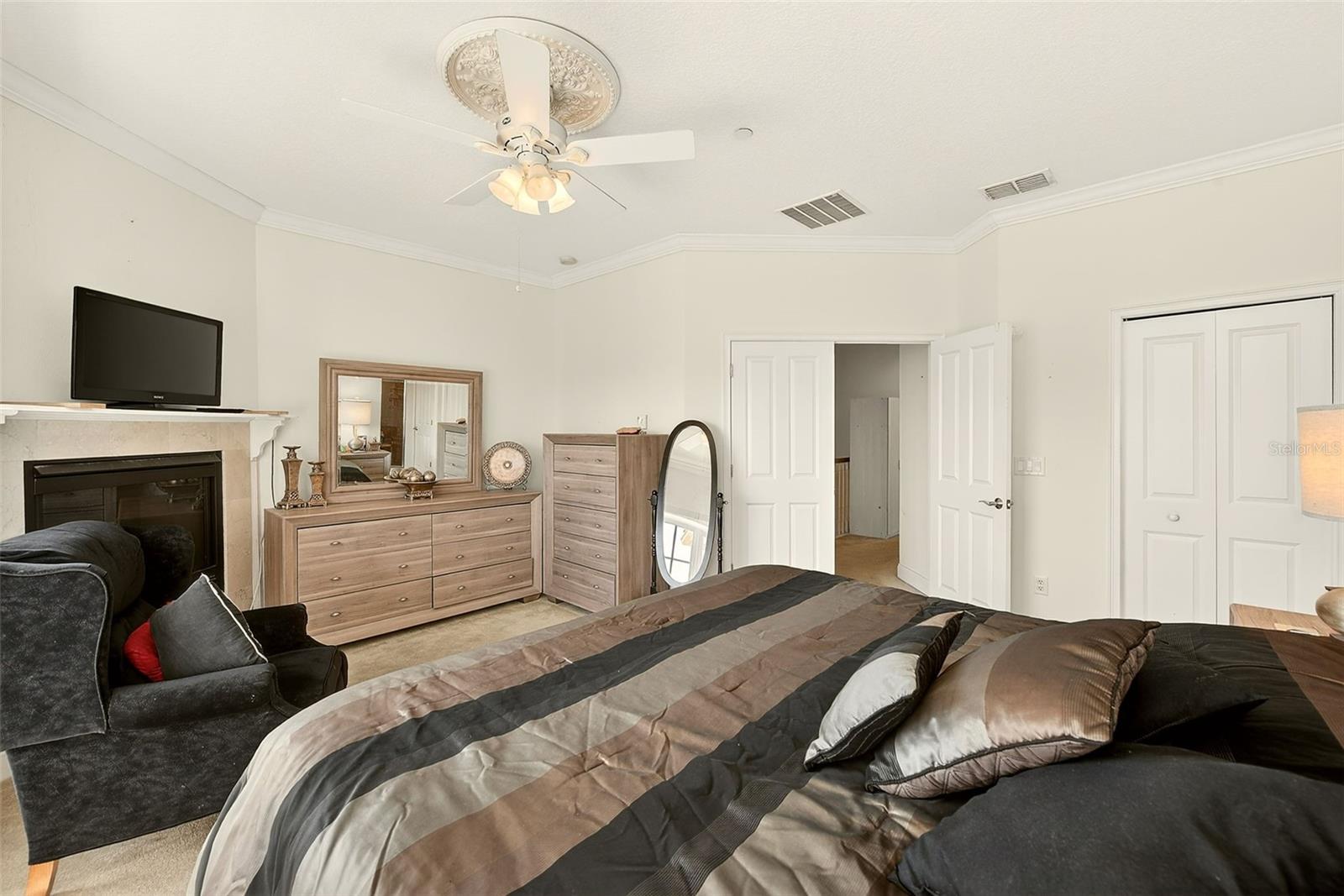 Image 31 of 85 For 6518 Sand Shore Lane