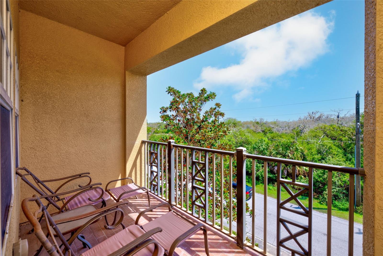 Image 33 of 85 For 6518 Sand Shore Lane