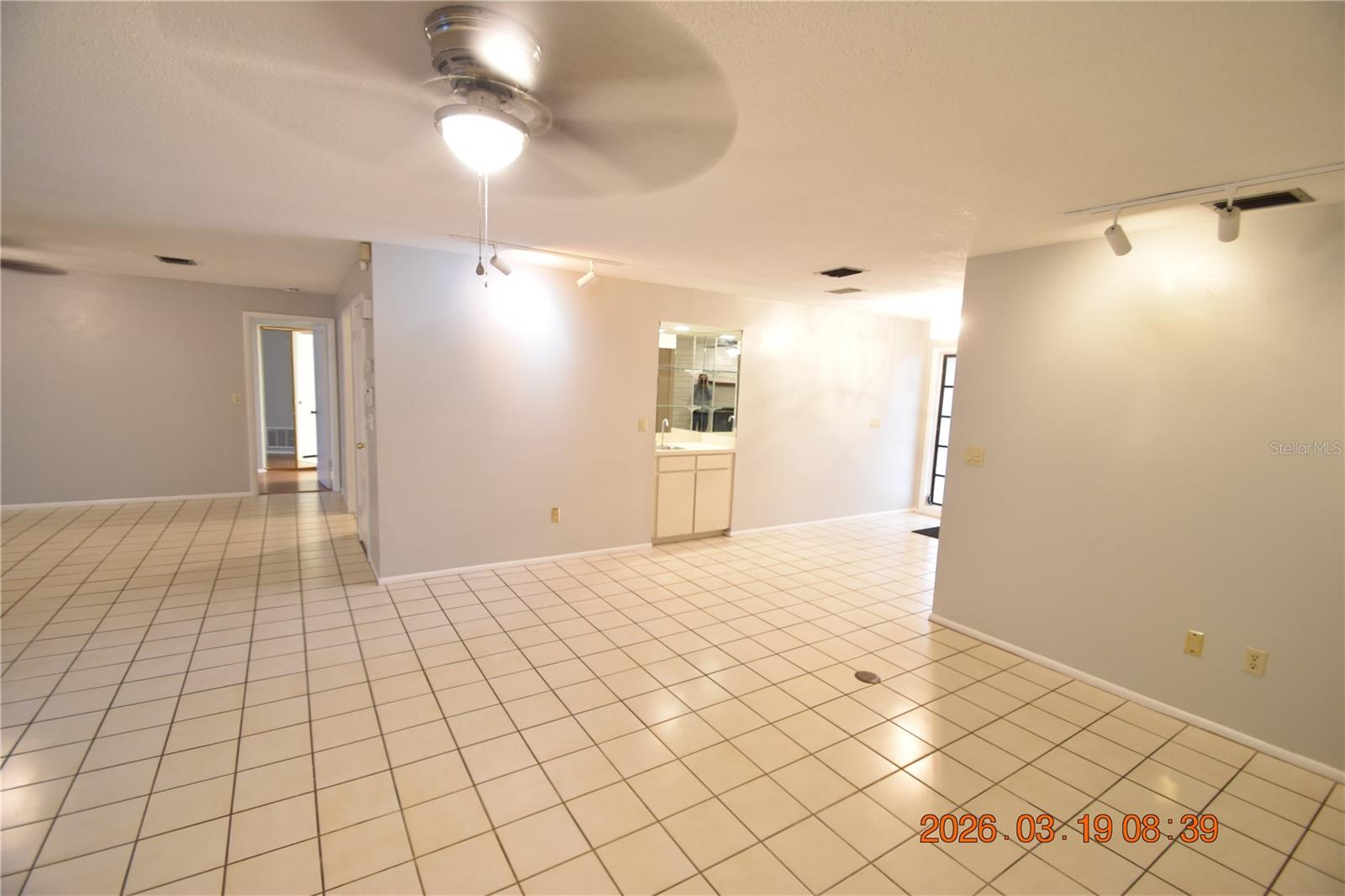 Image 18 of 59 For 2562 Redwood Way