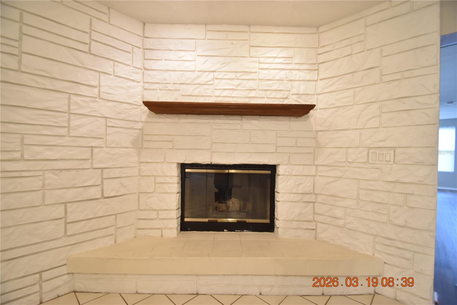 Image 20 of 59 For 2562 Redwood Way