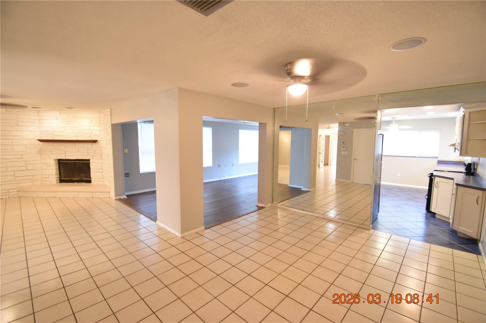 Image 26 of 59 For 2562 Redwood Way