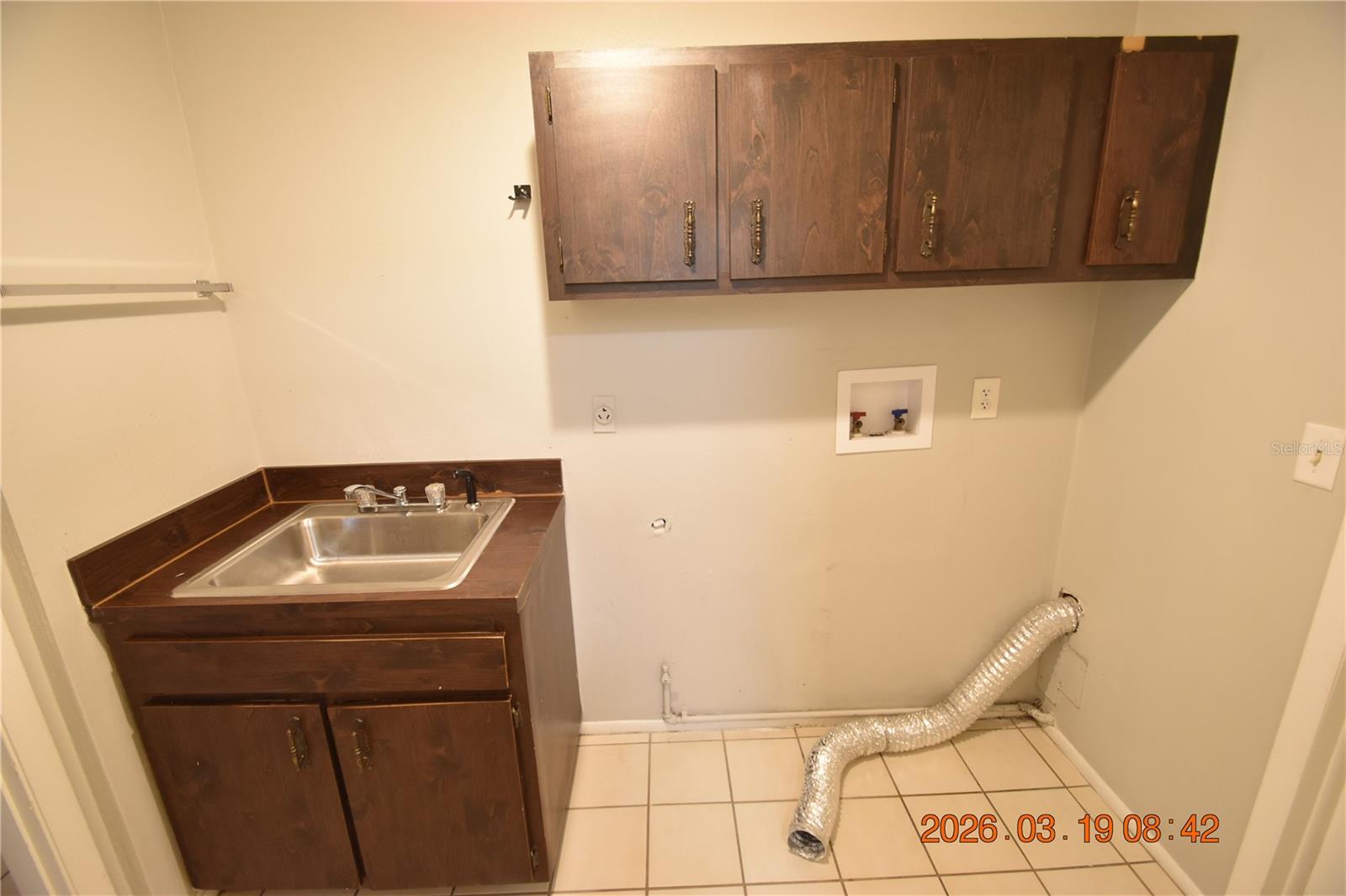 Image 28 of 59 For 2562 Redwood Way