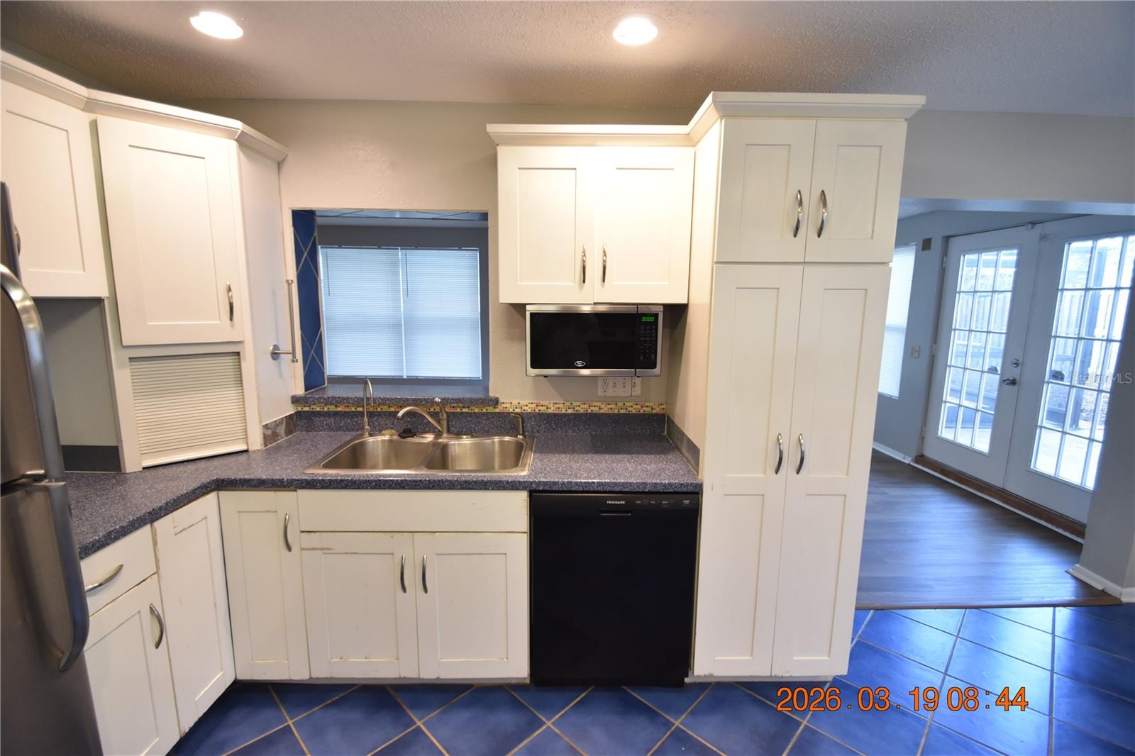 Image 33 of 59 For 2562 Redwood Way