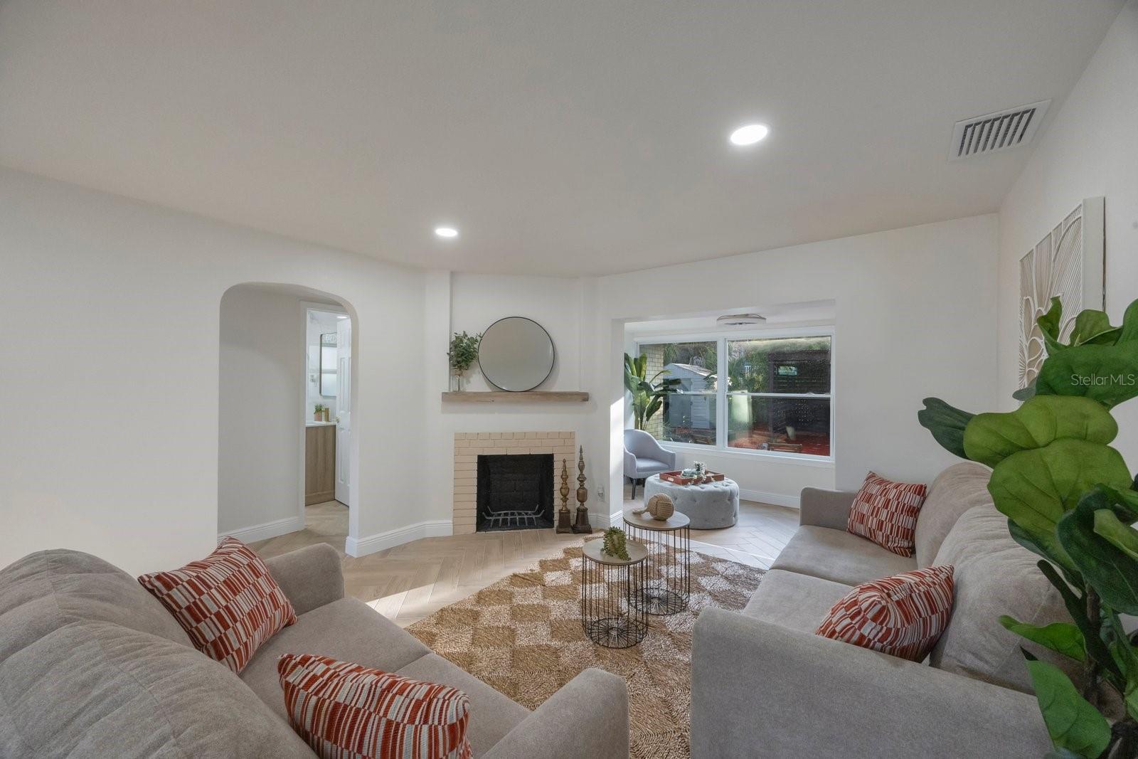 Image 6 of 42 For 2649 46th Street S