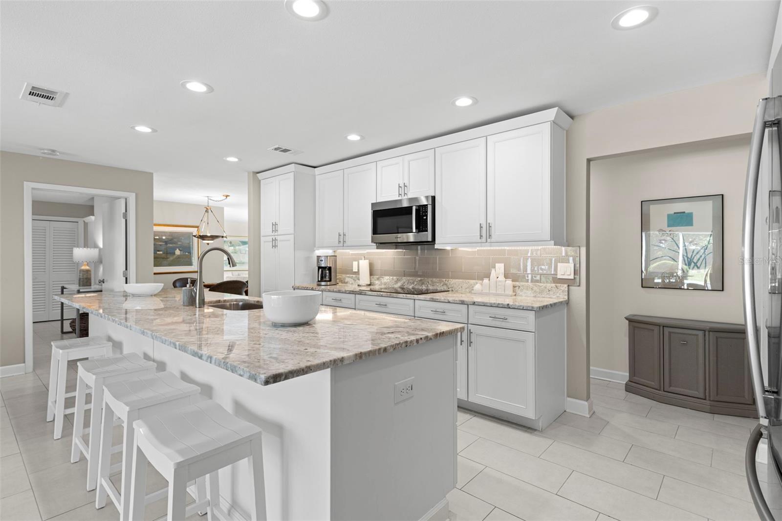 Image 10 of 46 For 2670 Westchester Drive N