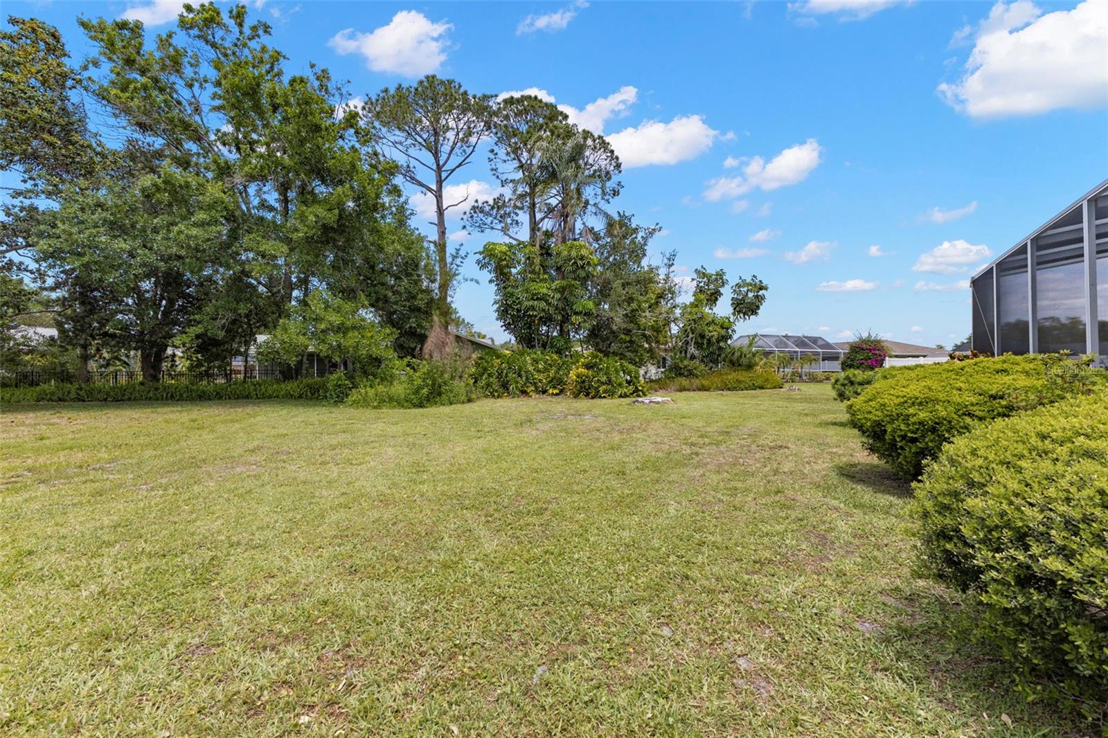 Image 24 of 46 For 2670 Westchester Drive N