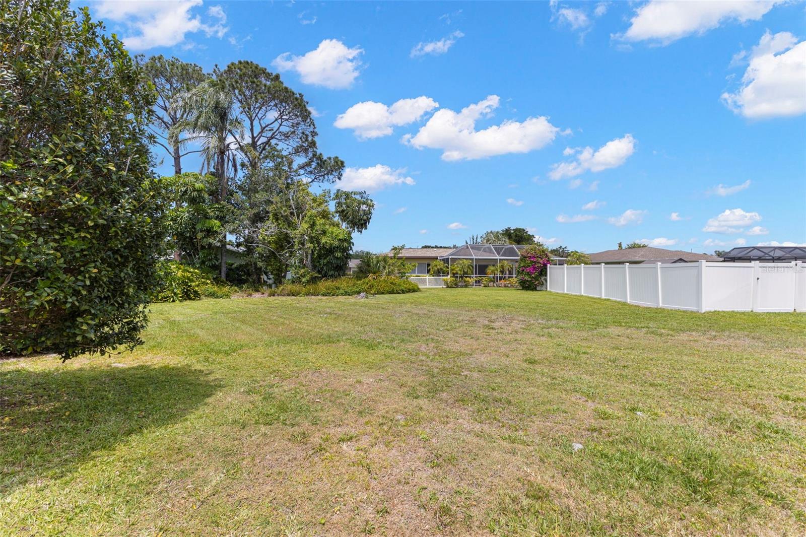 Image 25 of 46 For 2670 Westchester Drive N