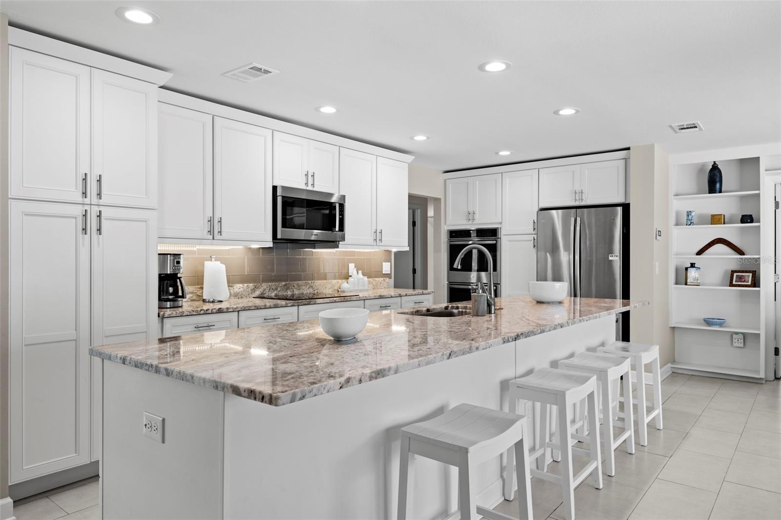 Image 9 of 46 For 2670 Westchester Drive N