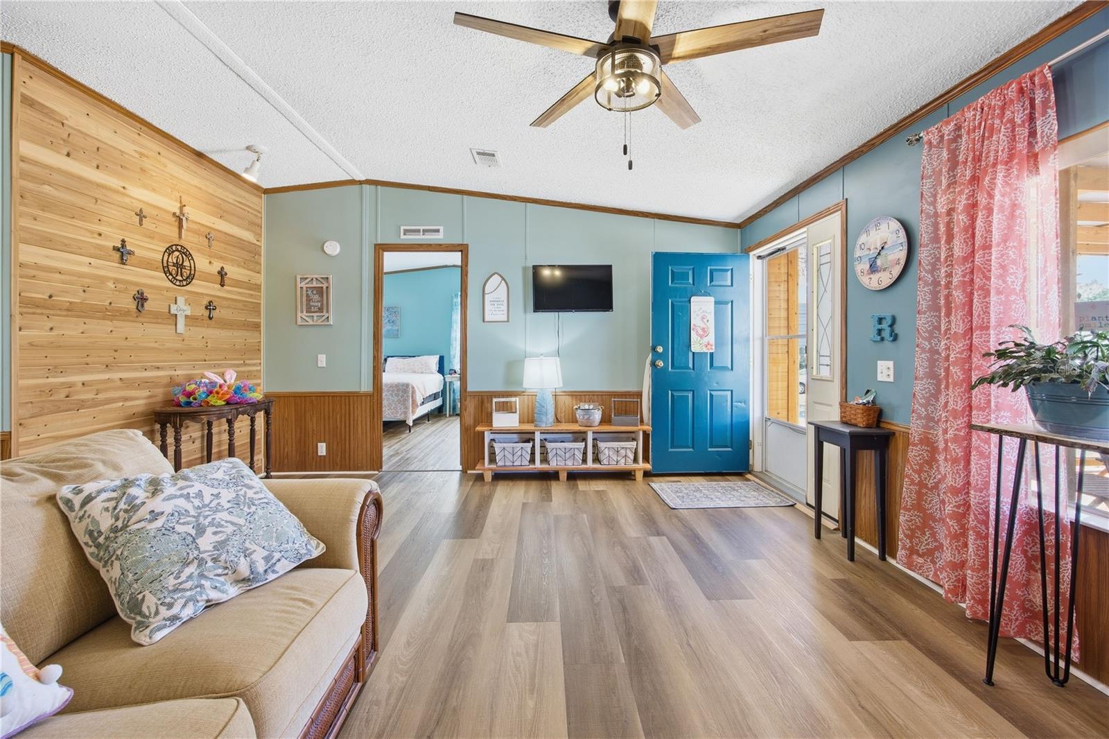 Image 10 of 47 For 7045 Ridge Point